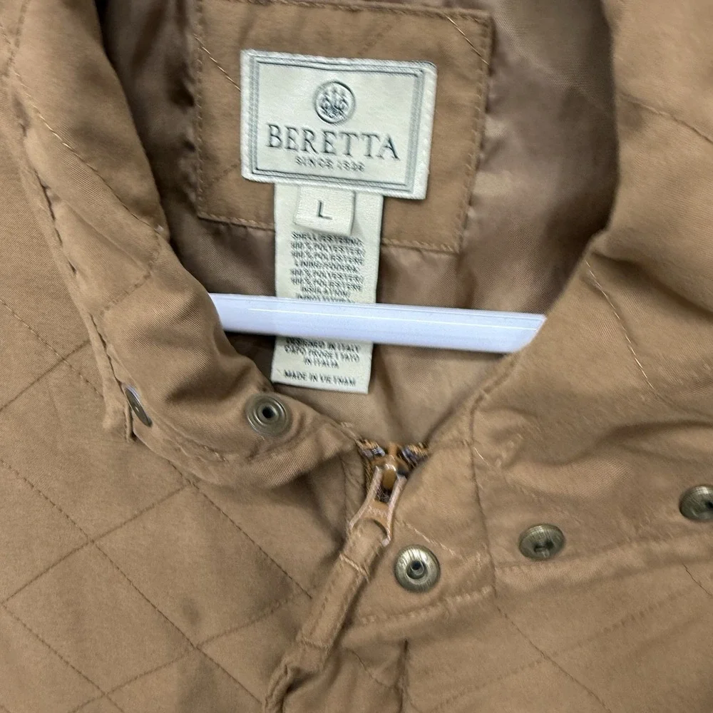 Beretta quilted zip & button up light field jacket Mens Large w/ loose stitching